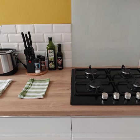Le Mistralet Apartman Salon-de-Provence Kültér fotó